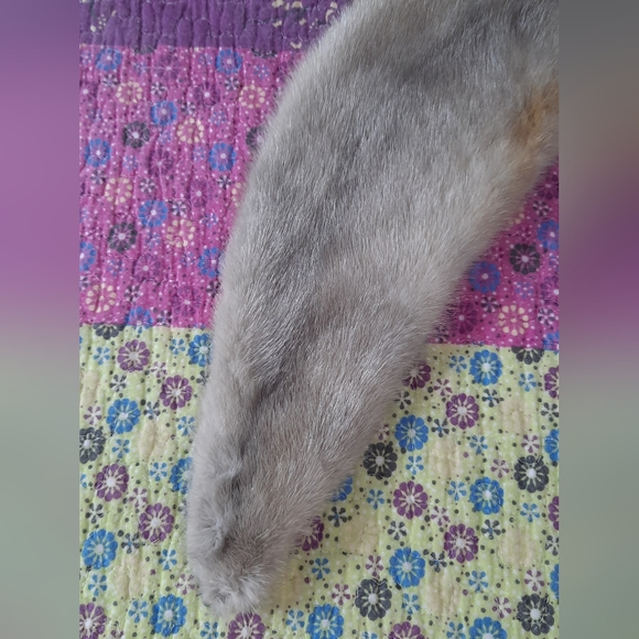 Vintage Genuine Fur Stole - Picture 4 of 10